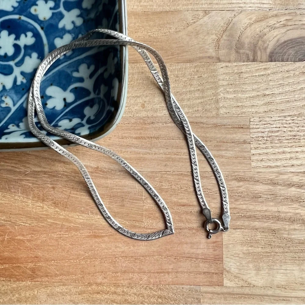 Vintage 925 Sterling silver chain necklace